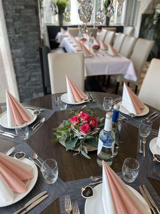 Отель Restaurant San Marco Ammerndorf Экстерьер фото