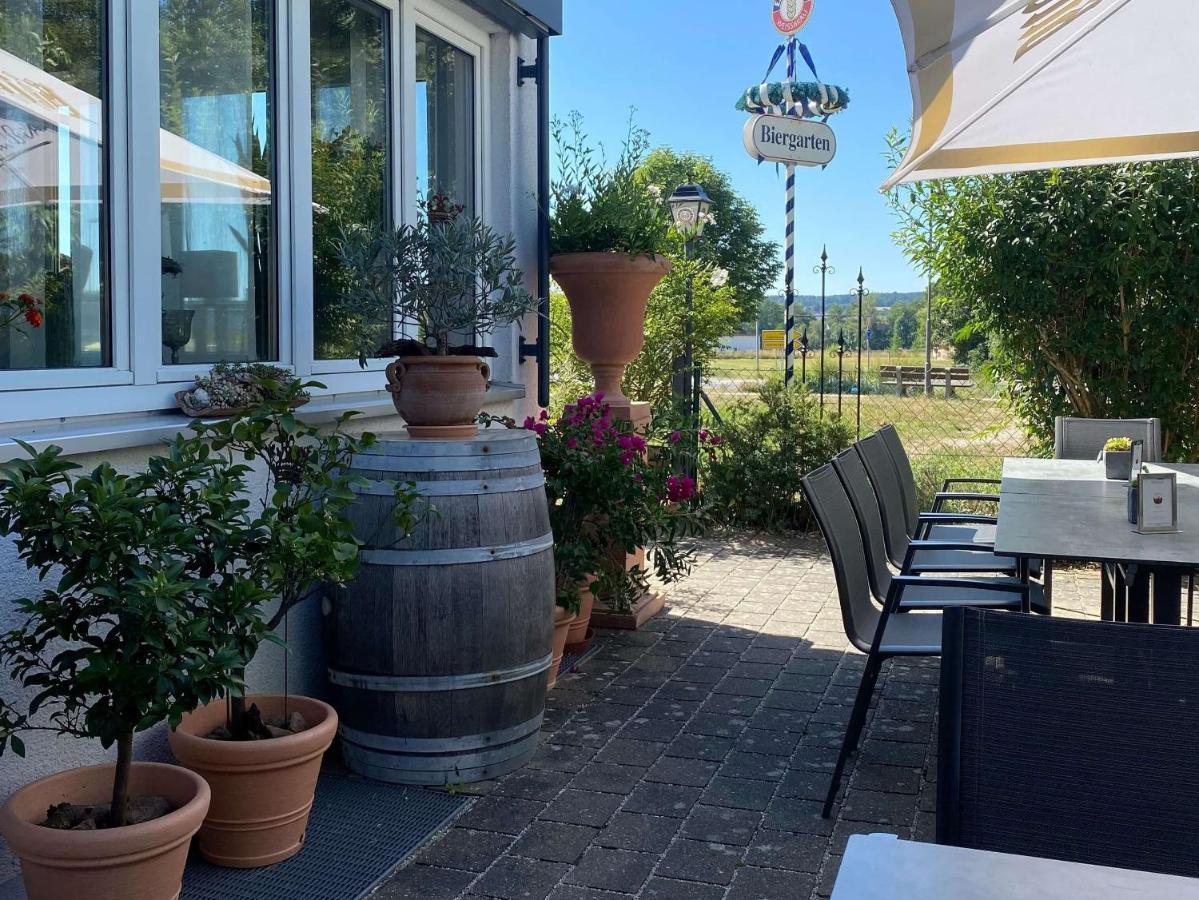 Отель Restaurant San Marco Ammerndorf Экстерьер фото
